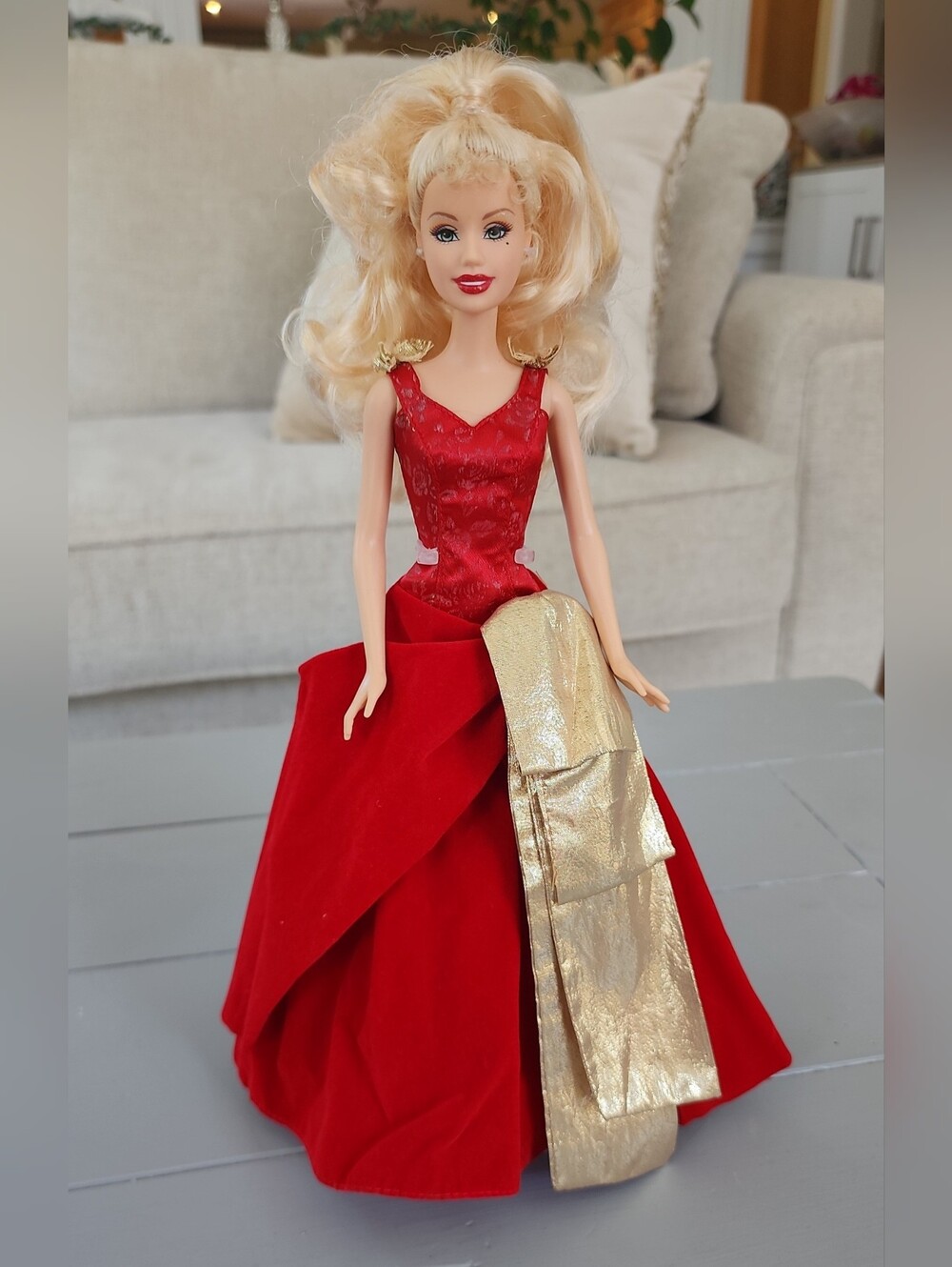 Mattel Barbie A Christmas Carol Eden Starling Doll Blonde Holiday Beautiful